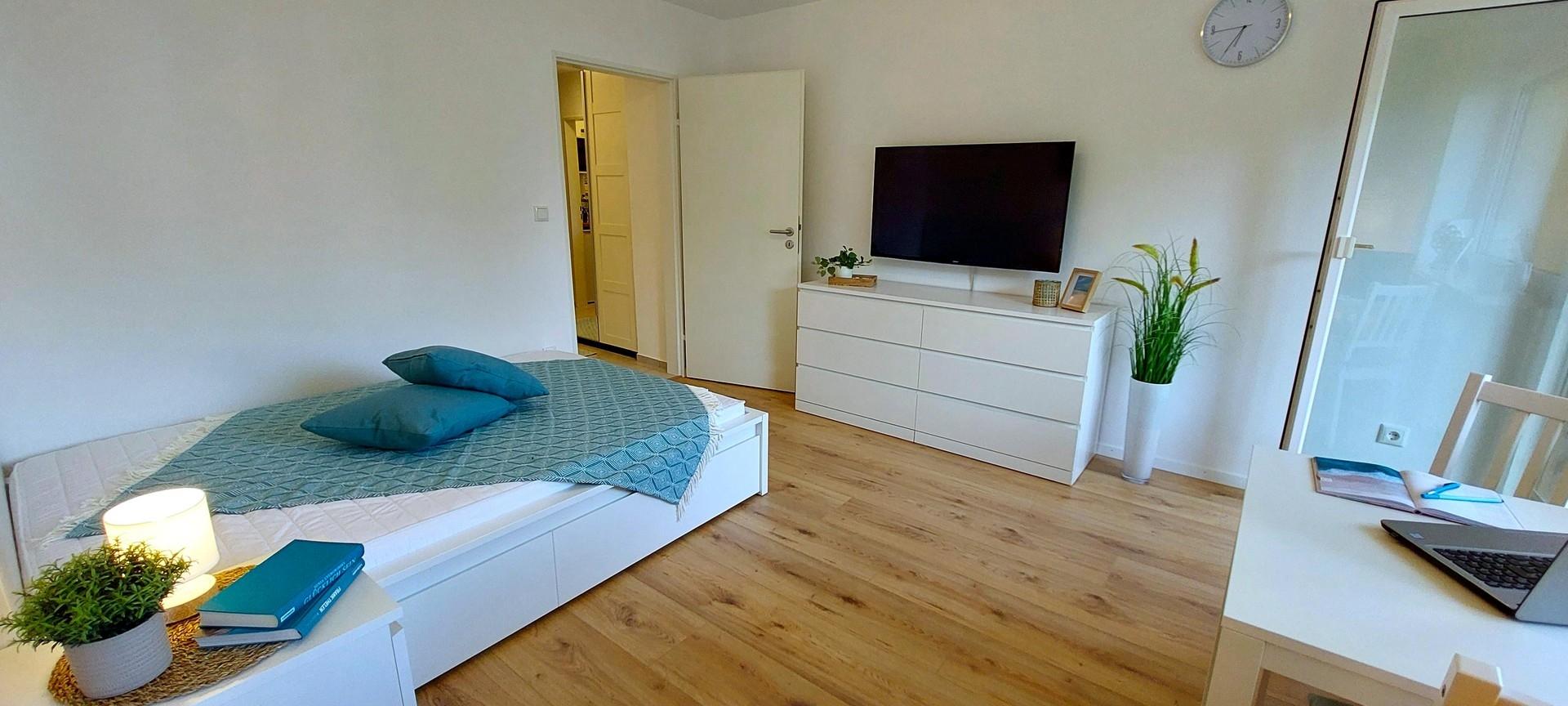 Wohn/Schlafzimmer 2