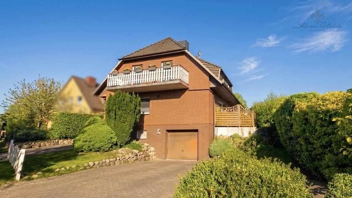 Hausansicht Einfahrt