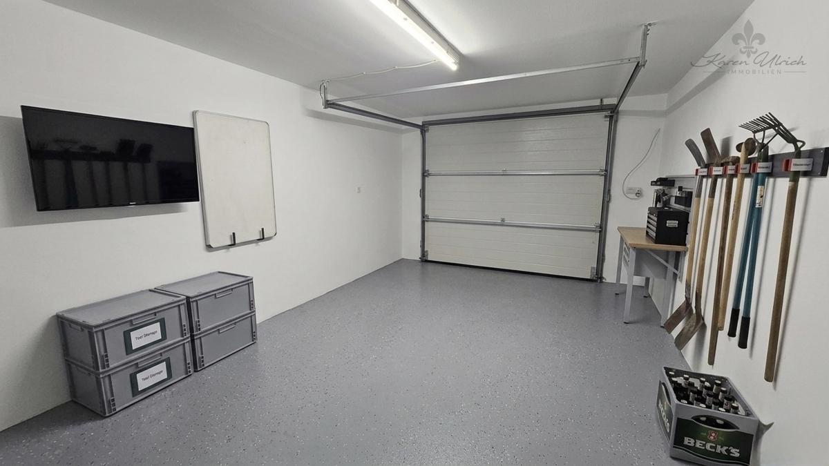 Tiefgarage (rechts)