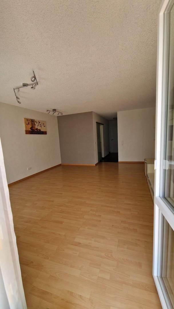 Wohnzimmer Sicht Balkon