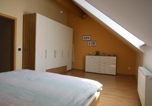 Schlafzimmer Dachgeschoss