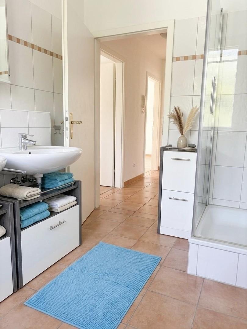 Tageslichtbad/Dusche im 1.OG