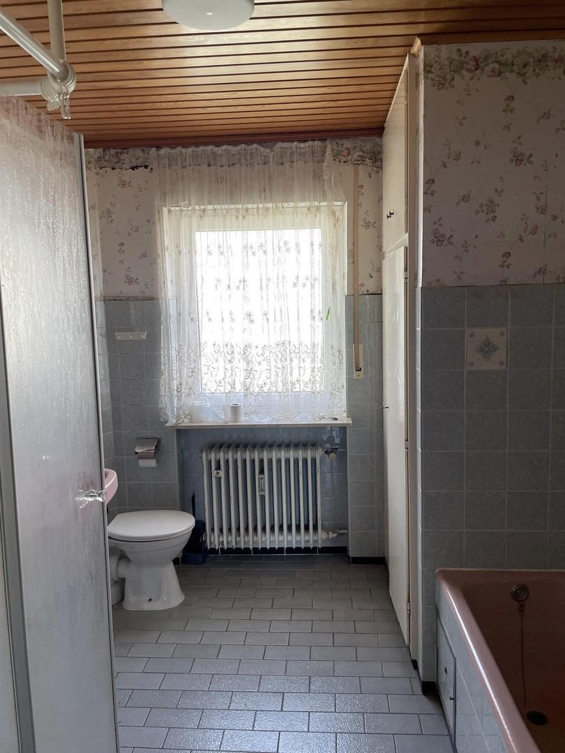 Badezimmer EG