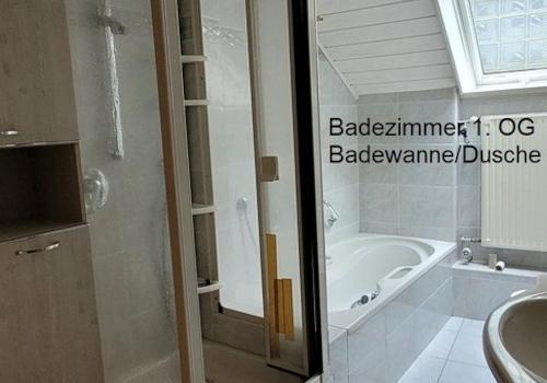 Badezimmer 1. OG