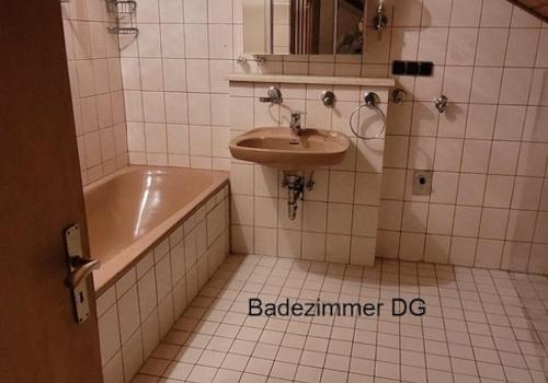 Badezimmer DG