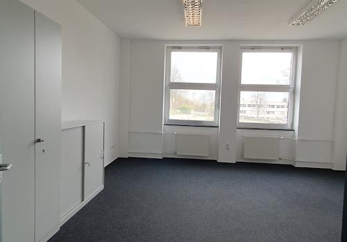 Büro 1OG
