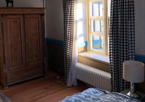 Südwestzimmer mit Südfenster