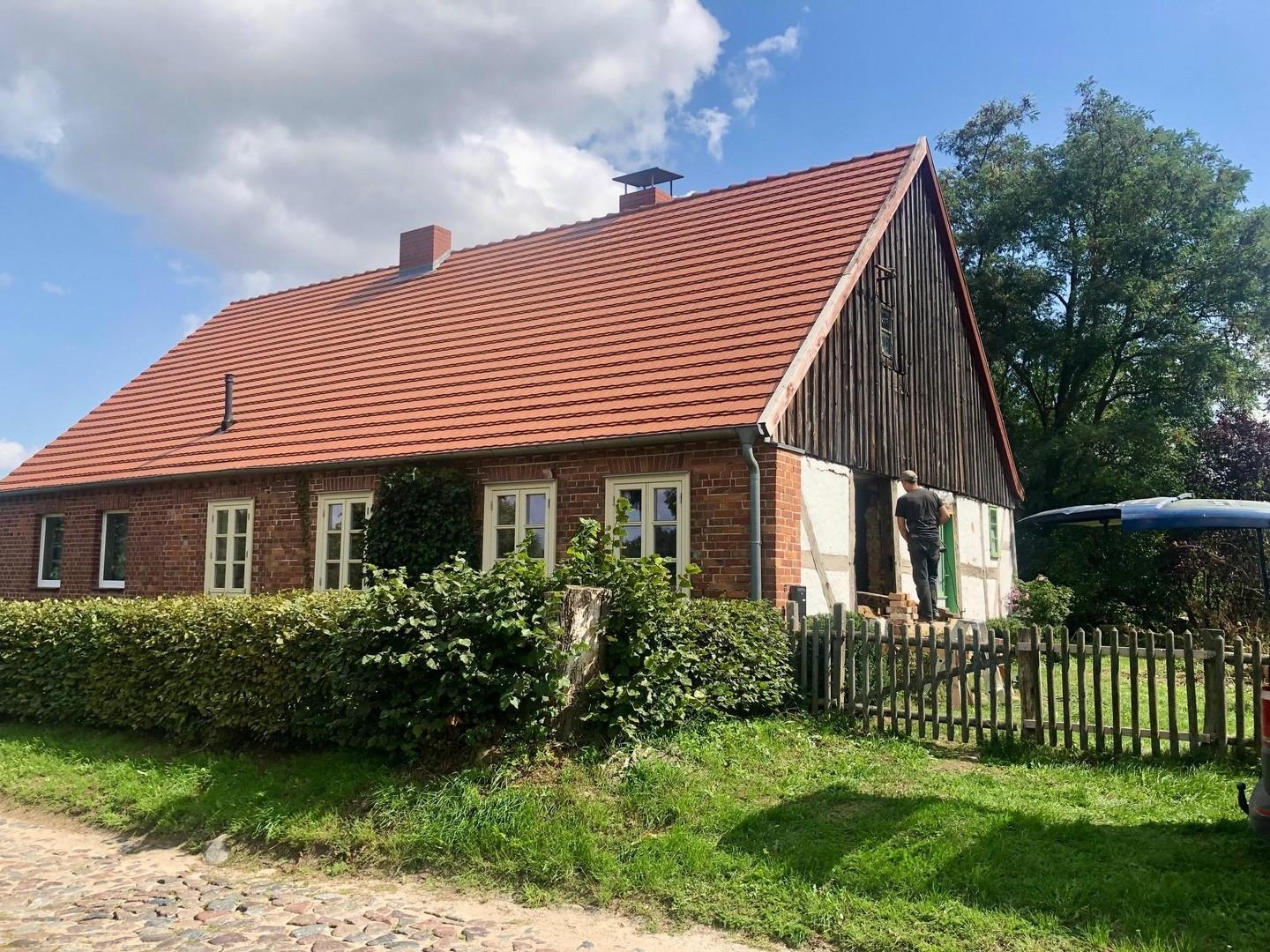 Straßenseite des Hauses