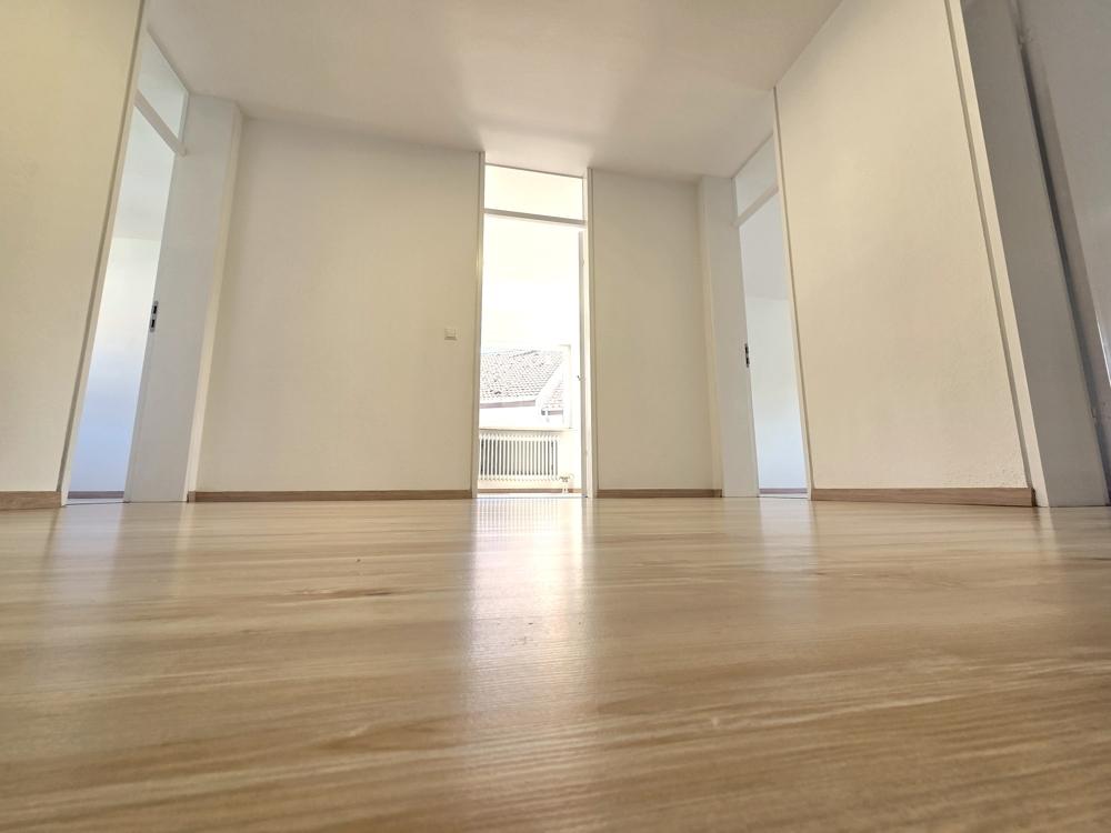 4 Schlafzimmer plus Bad