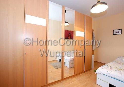 Kleiderschrank