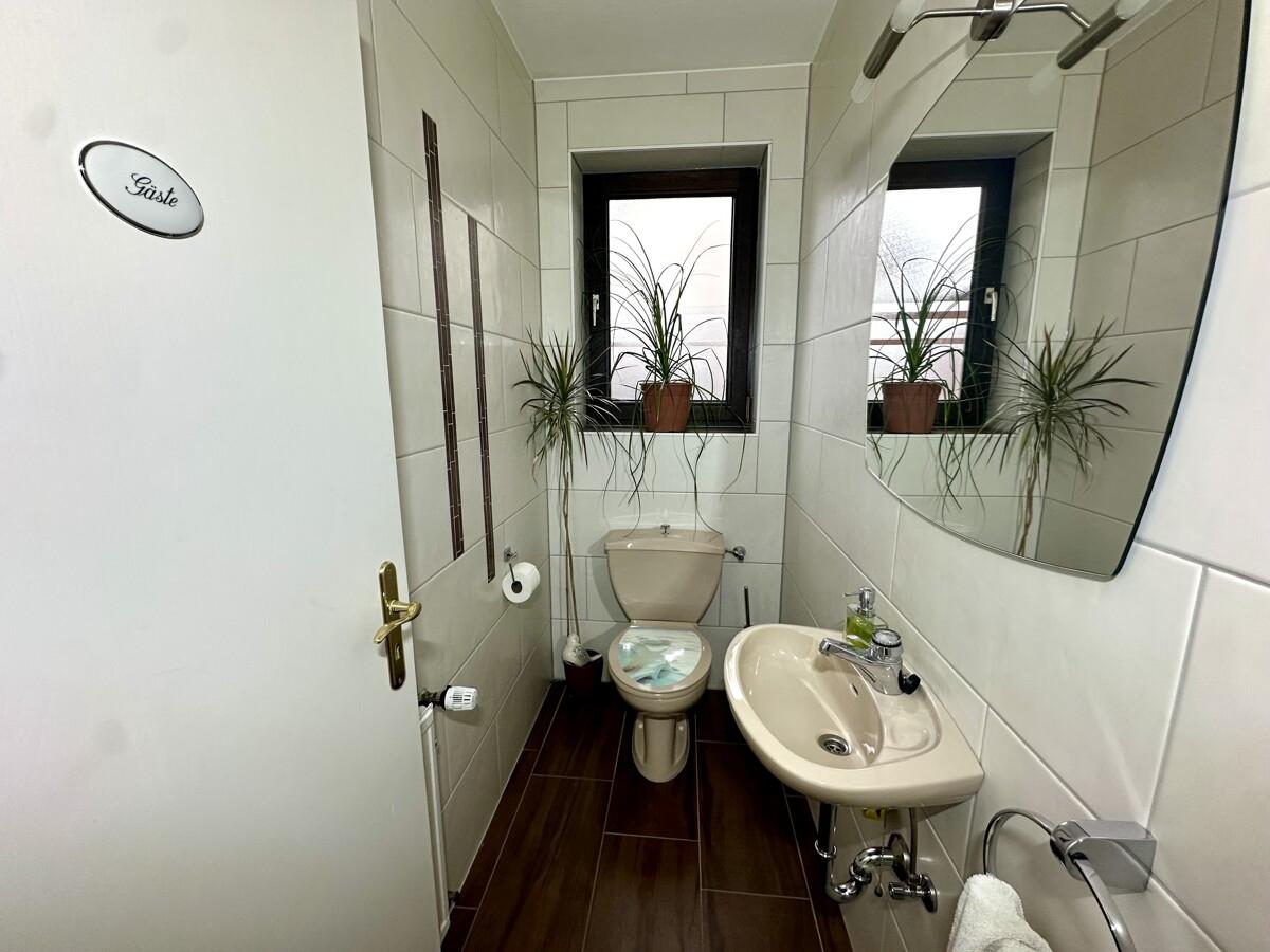Gäste-WC EG