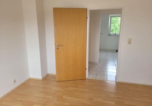 Zimmer 1 - Blick in die Küche