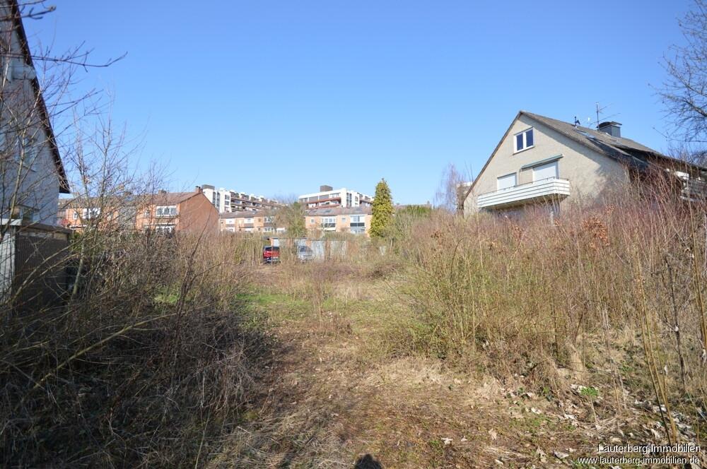 Grundstück