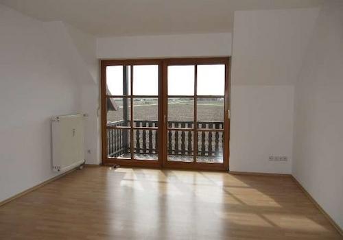 Wohnzimmer Zugang Balkon
