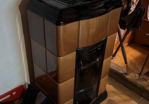Ofen im Jagdzimmer
