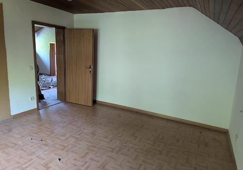 Zimmer 1 OG