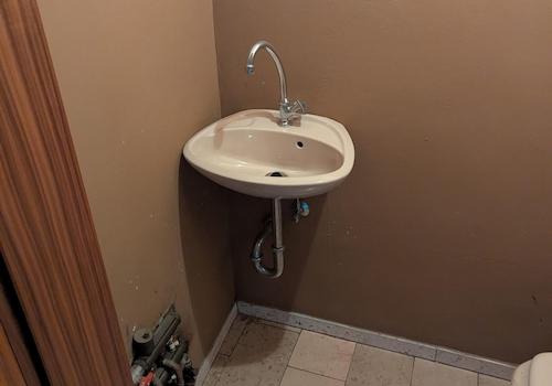 Gäste WC OG