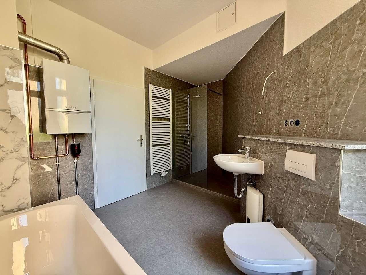 Wohnung EG links