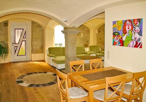 Ferienwohnung EG links