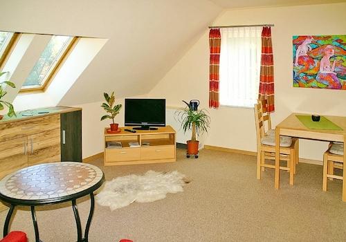 Ferienwohnung 2 OG rechts
