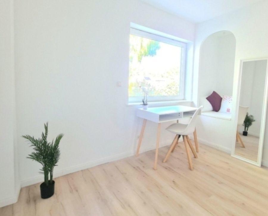Büro/ Kinderzimmer 1