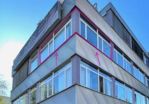 Helles Eck-Büro