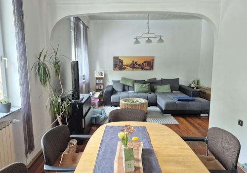 Wohn-Esszimmer