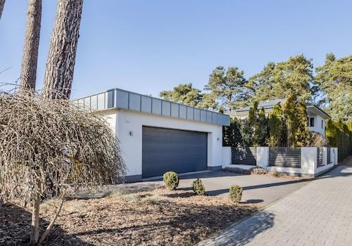 Doppelgarage mit Wallbox