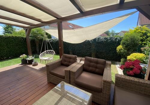 Terrasse und Garten