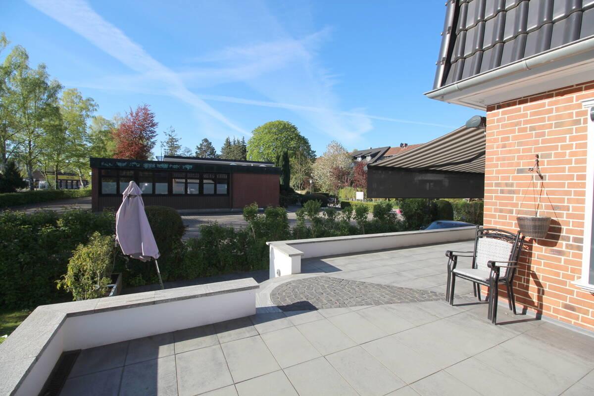 Ungestörte Mikrolage von Villa und Terrasse