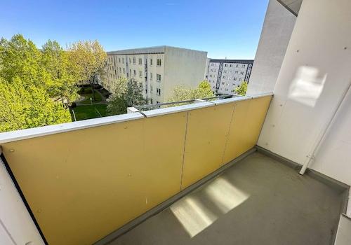 Südbalkon zum Innenhof