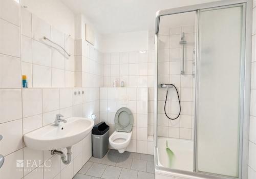 Badezimmer - (KI generiert)
