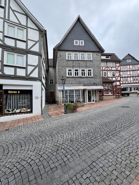 Straßenansicht