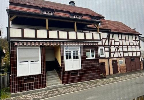 B-Straßenansicht 2