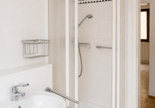 mit Dusche