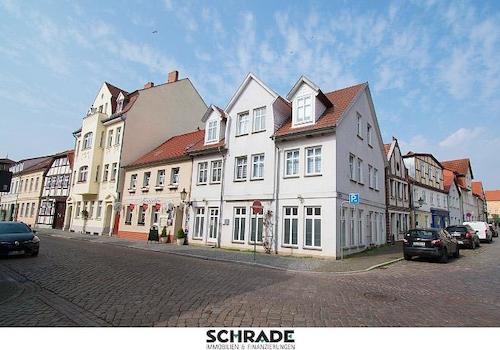 ...ansprechende Ecklage