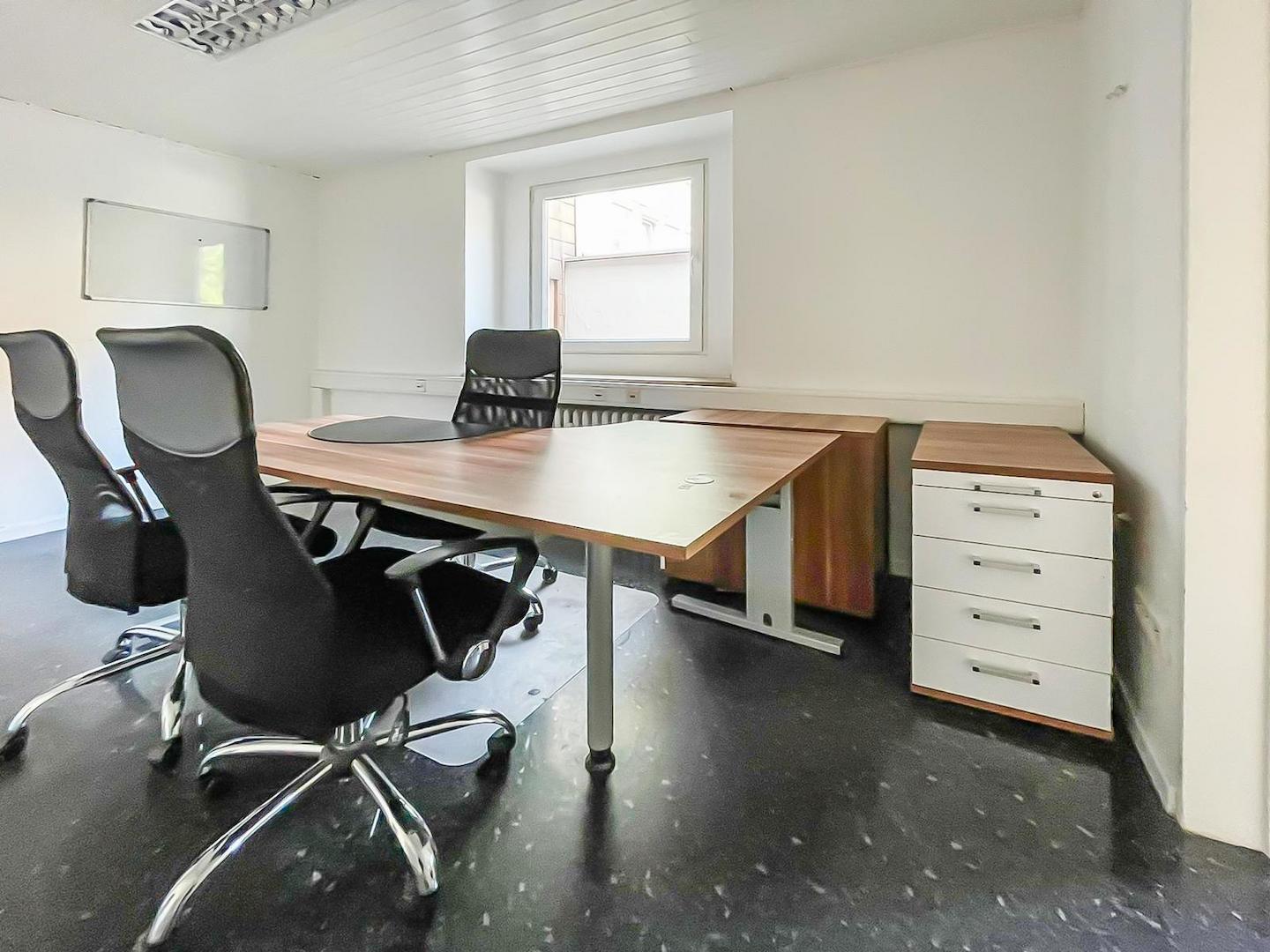 Büro 2