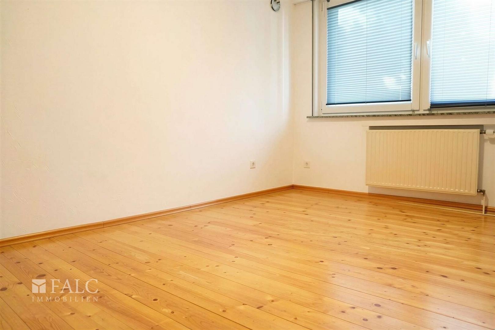 Arbeitszimmer EG