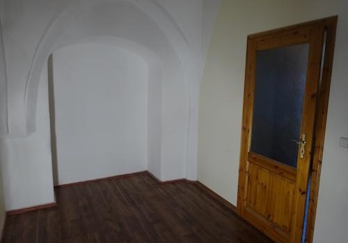 Blick zum Eßplatz in Küche