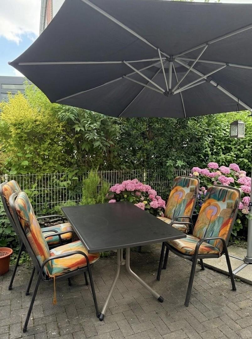 Gemütliche Terrasse im Grünen