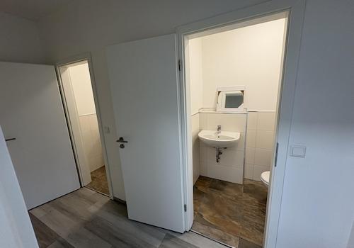 Toiletten Teil B 2