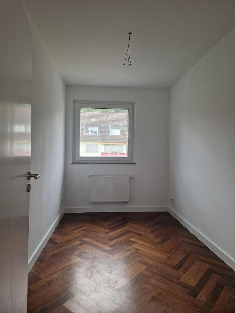 Arbeit-/Kinderzimmer