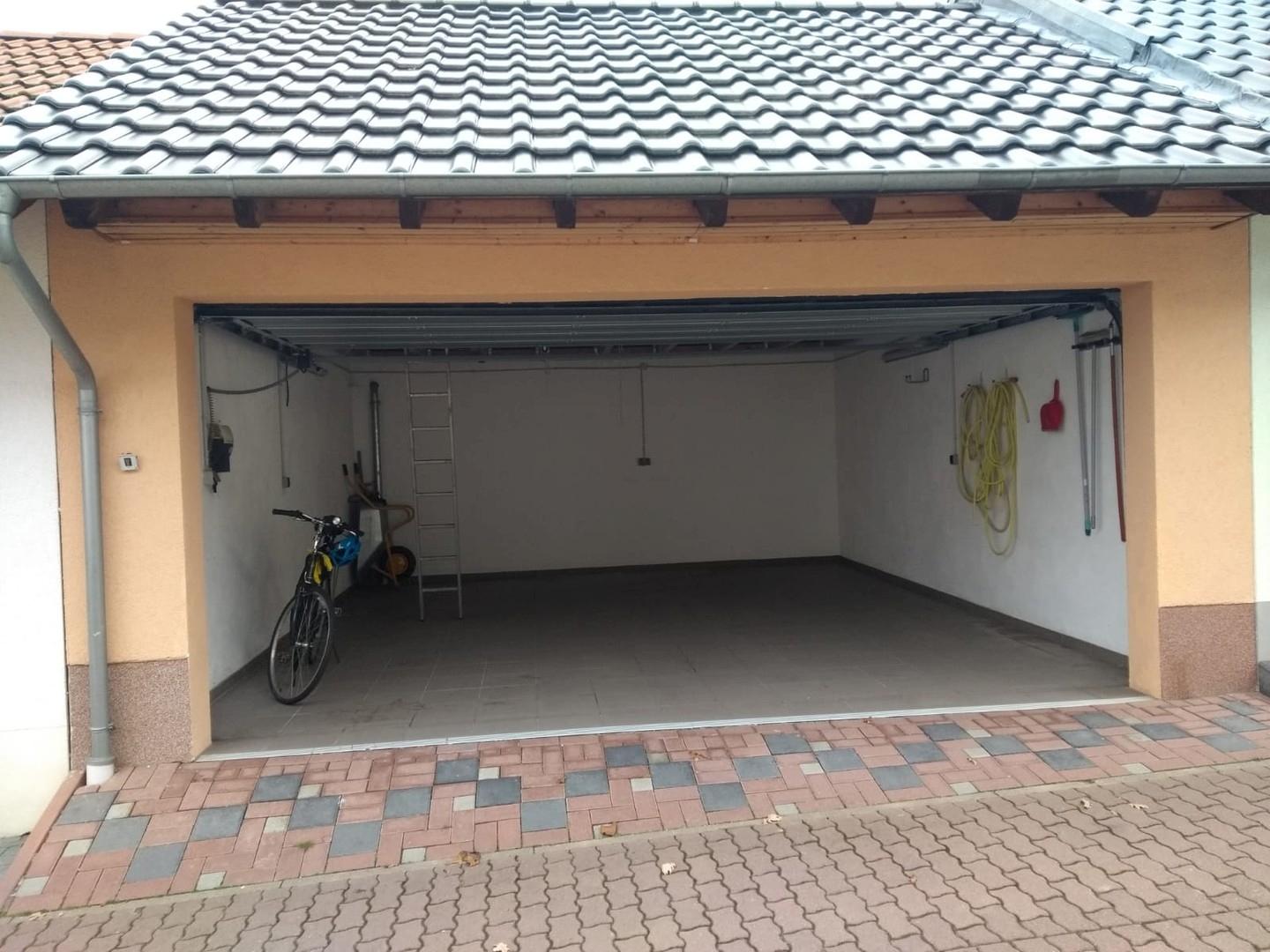 Doppelgarage