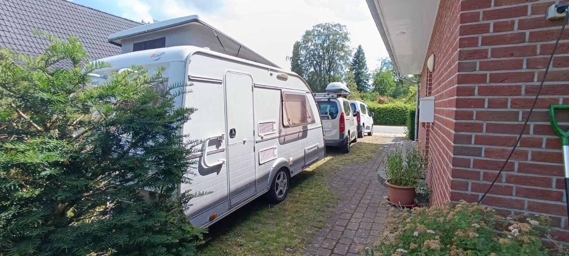 3 Stellplätze
