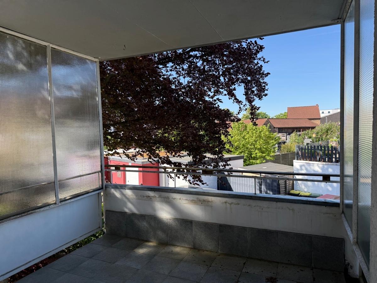 überdachter balkon