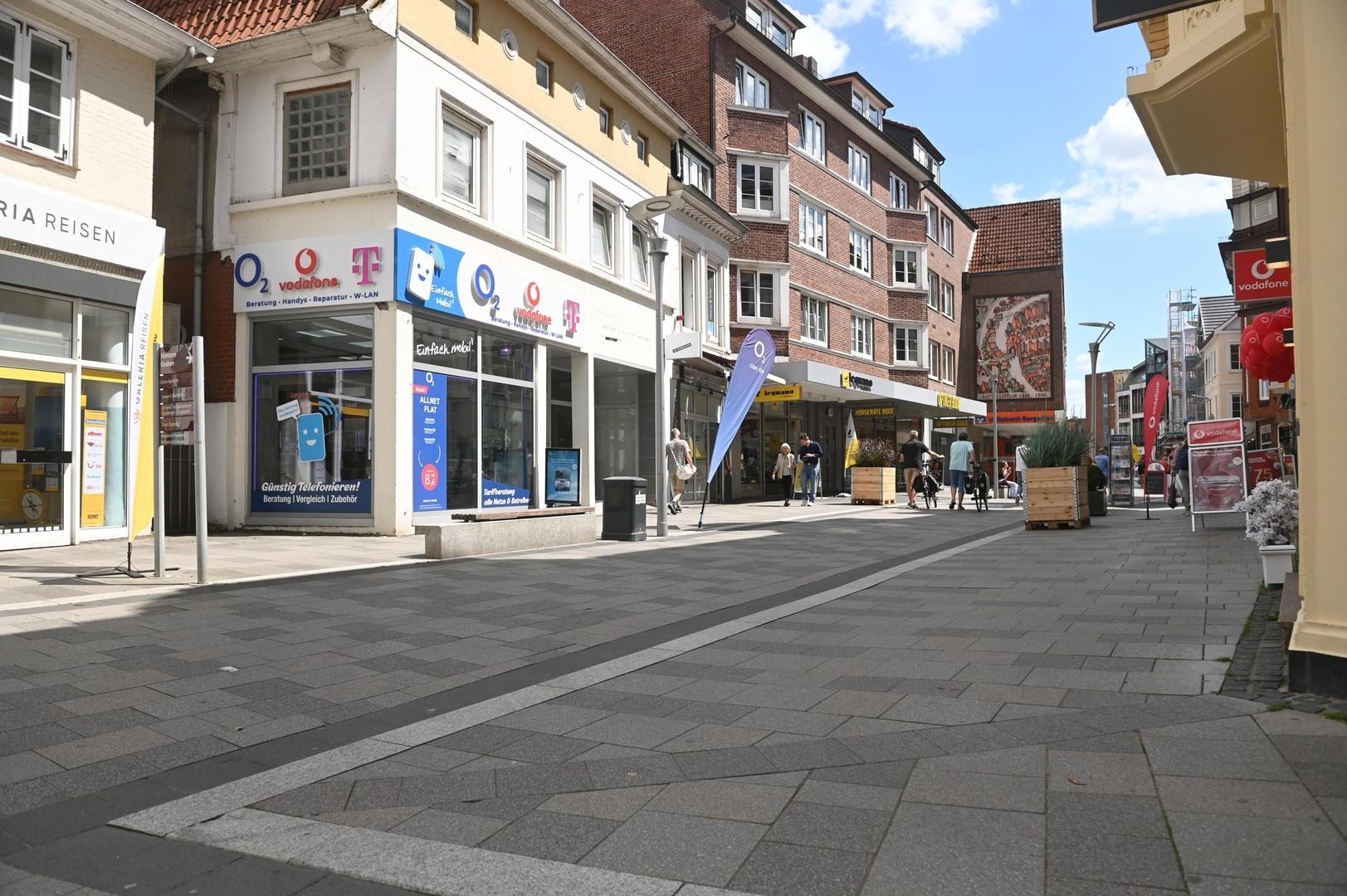 Straßenansicht 1