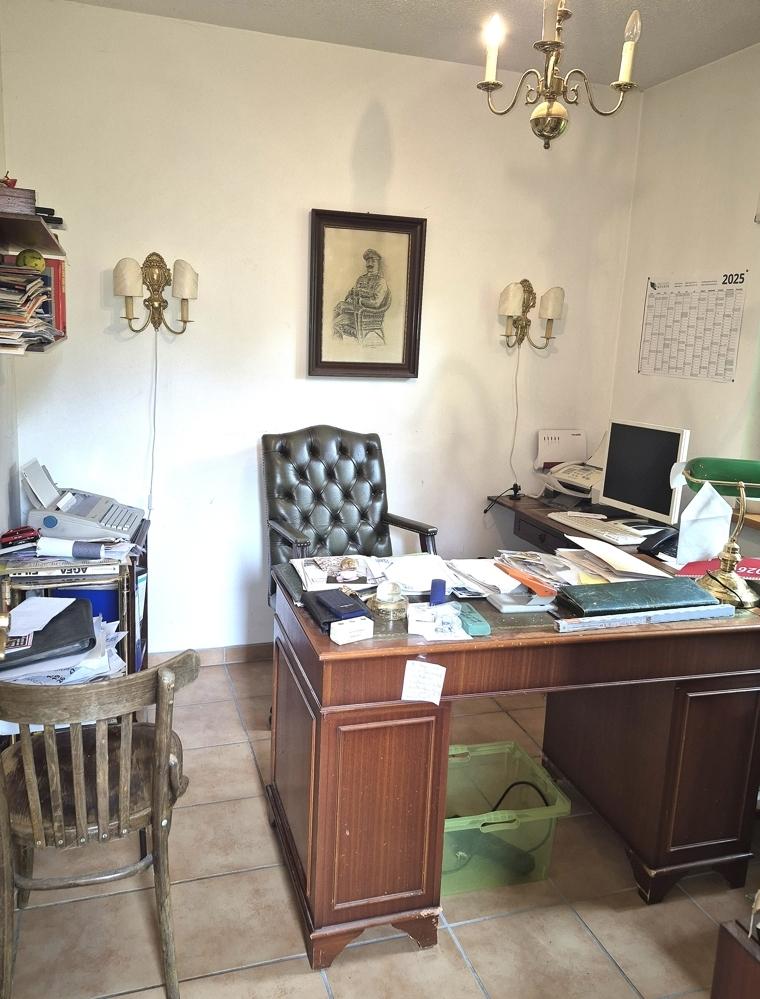 Büro