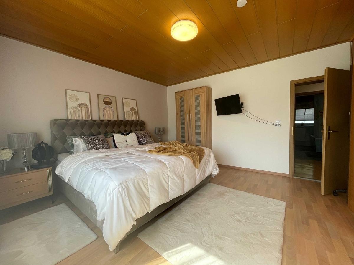 Schlafzimmer EG