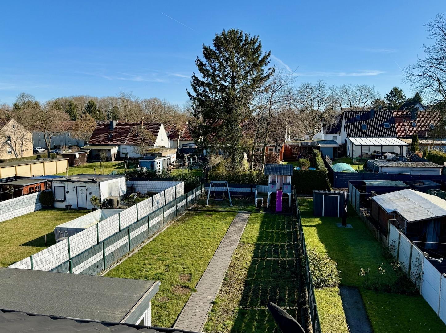 Blick aus dem Dachfenster