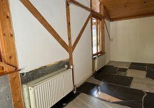 seitliches Zimmer 